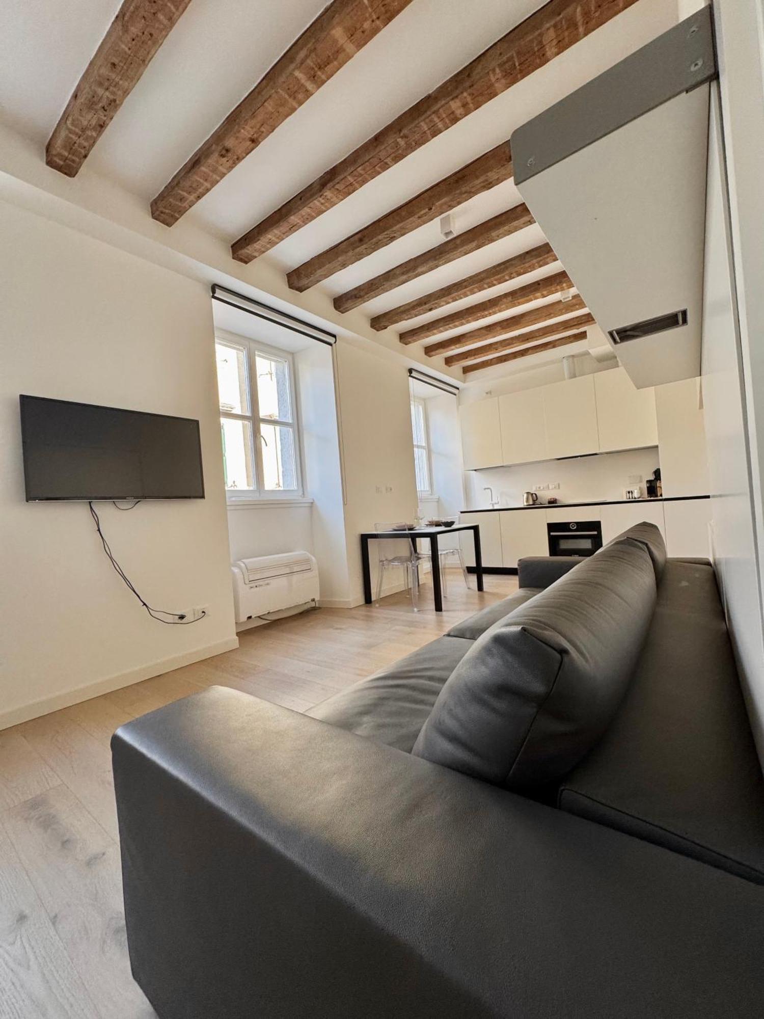 Gold'S House Apartment Trieste Exterior photo